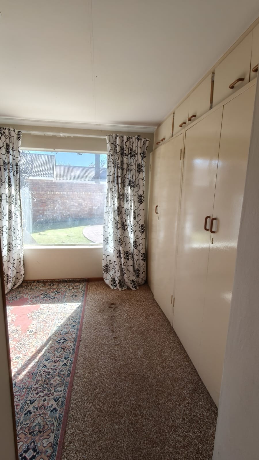 4 Bedroom Property for Sale in Hennenman Free State